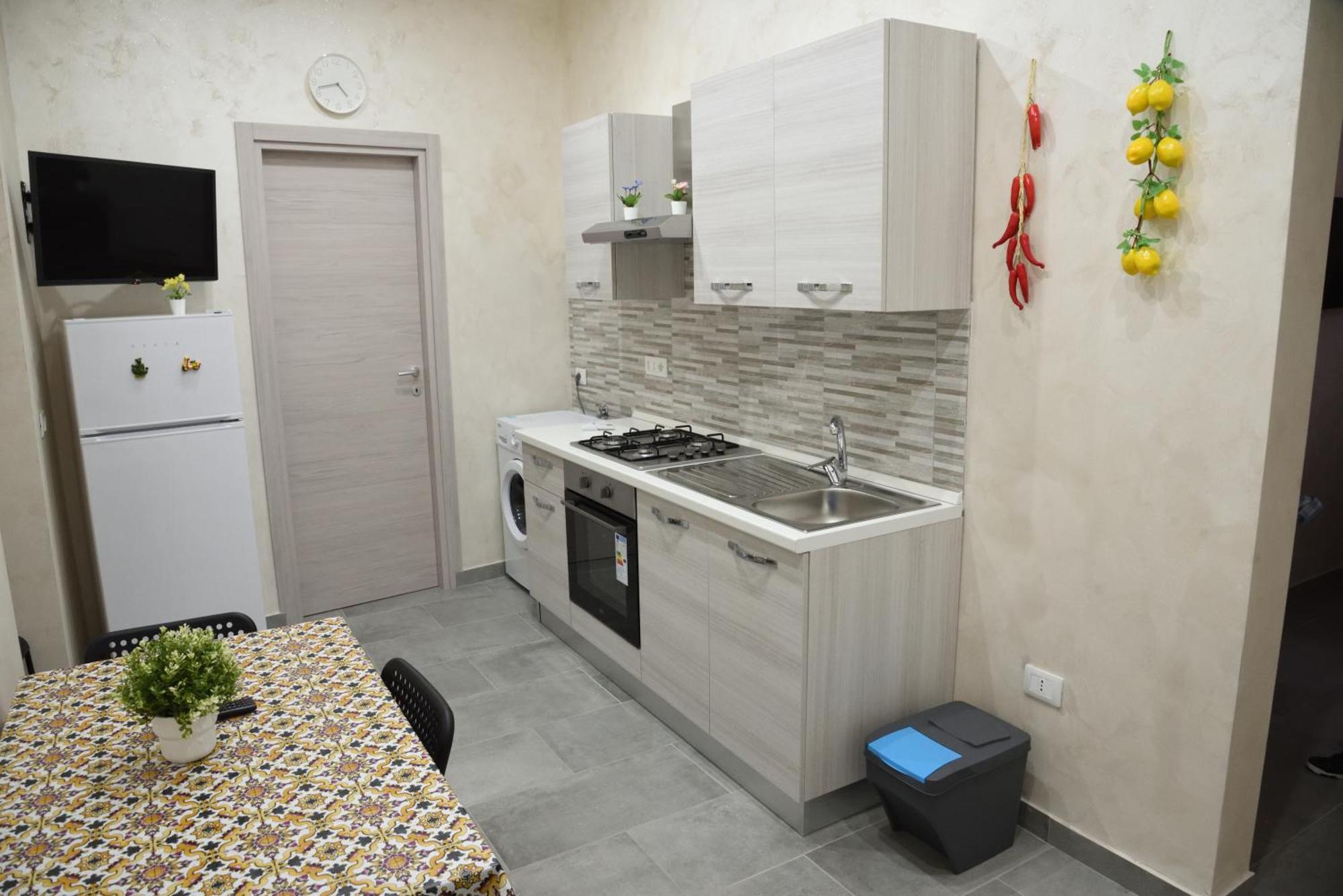 Appartement Family House à Catane Extérieur photo